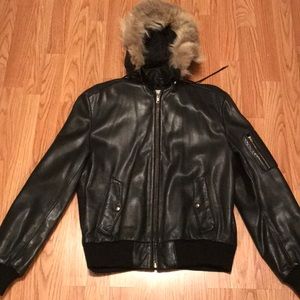 *PRICE DROP*Men’s Genuine leather jacket